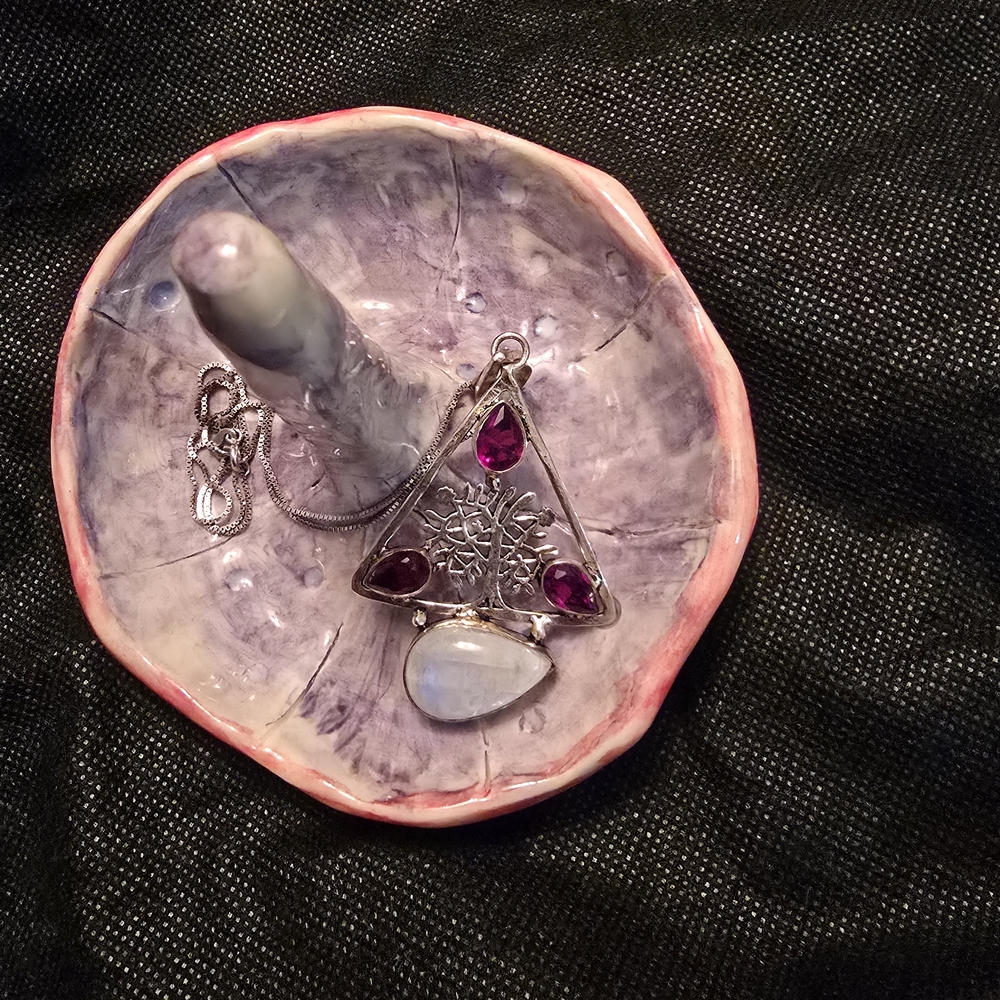 Silver Pendant with Garnet and Moonstones - Picture 2 of 2